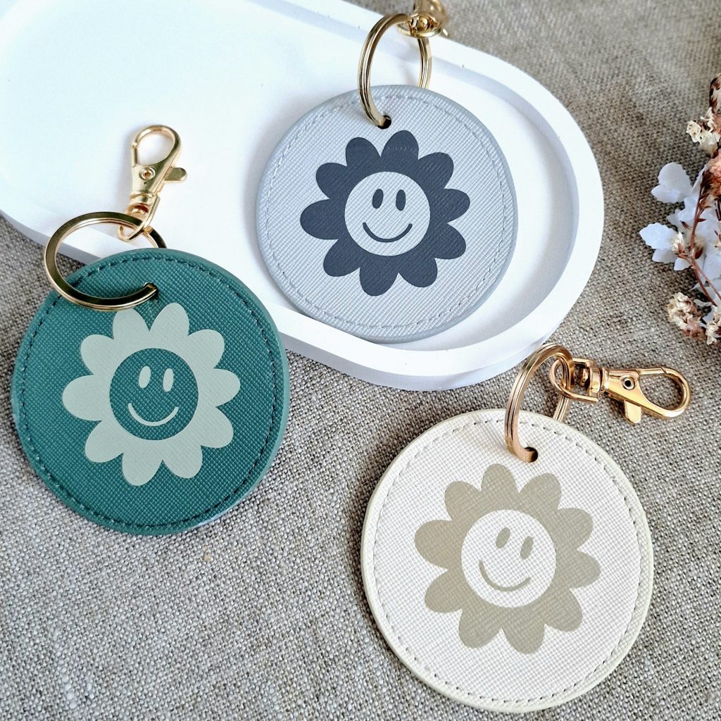 Schlüsselanhänger mit geplottetem Motiv