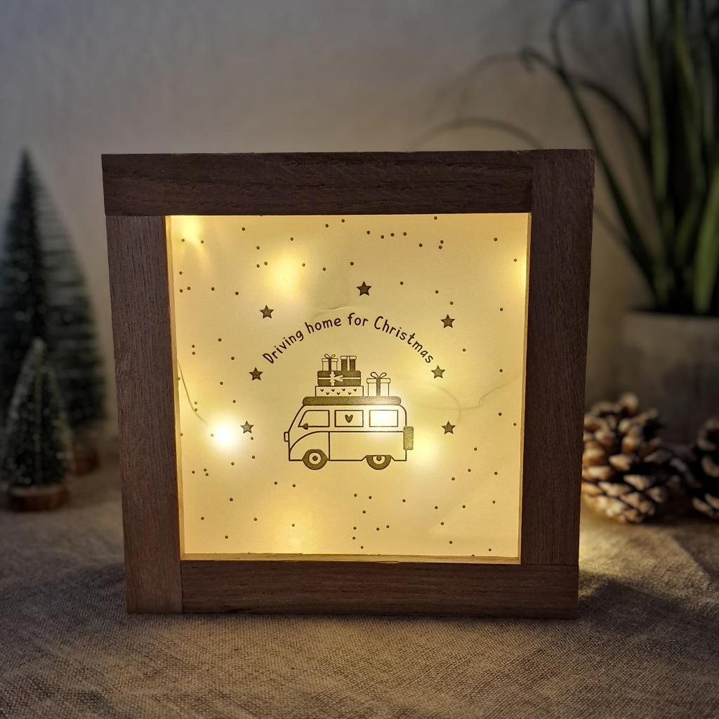 Weihnachtliche Lichtbox beleuchtet